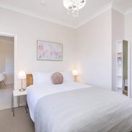 Appartamento 30 Foreshore Fun Swan River 1Brparking Perth Esterno foto