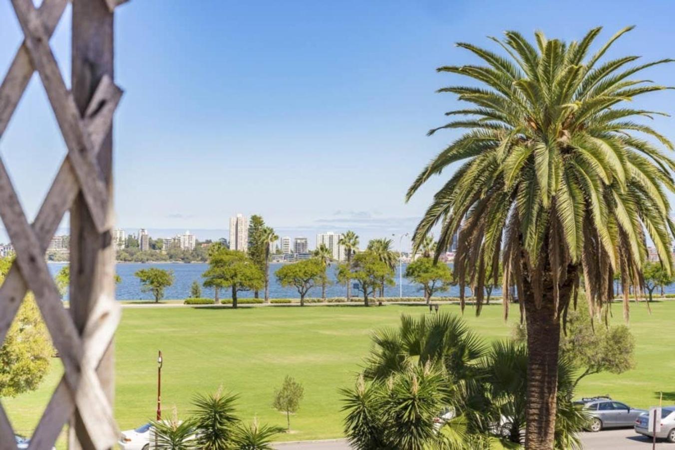 Appartamento 30 Foreshore Fun Swan River 1Brparking Perth Esterno foto