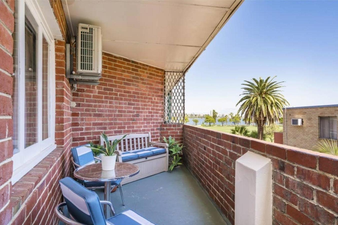 Appartamento 30 Foreshore Fun Swan River 1Brparking Perth Esterno foto